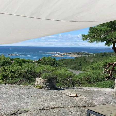 Between Svenner And Tvistein Lighthouses Dom wakacyjny Ula