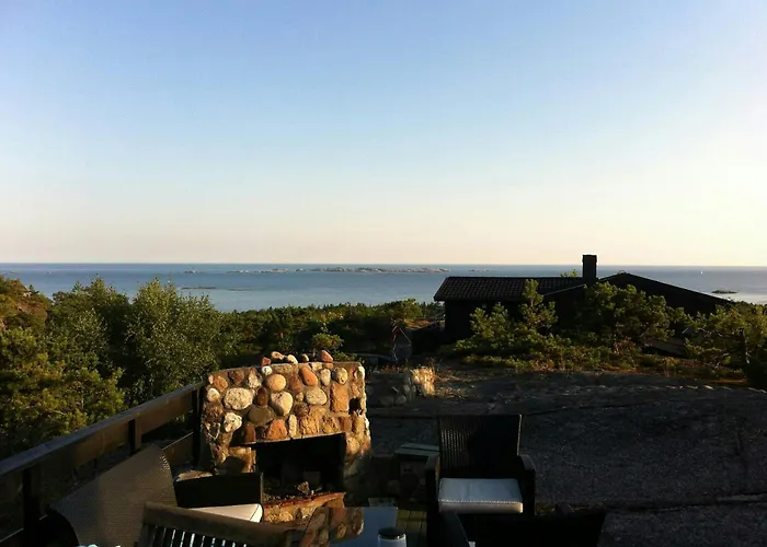 Between Svenner And Tvistein Lighthouses * Ula
